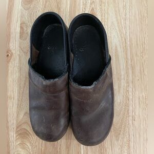 Dansko brown oiled clogs, size 36, well loved but still plenty of life left!